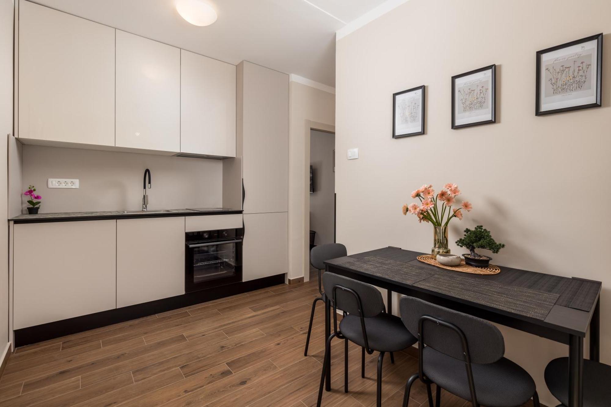 Seaview Garden Premium Apartments Кострена Экстерьер фото